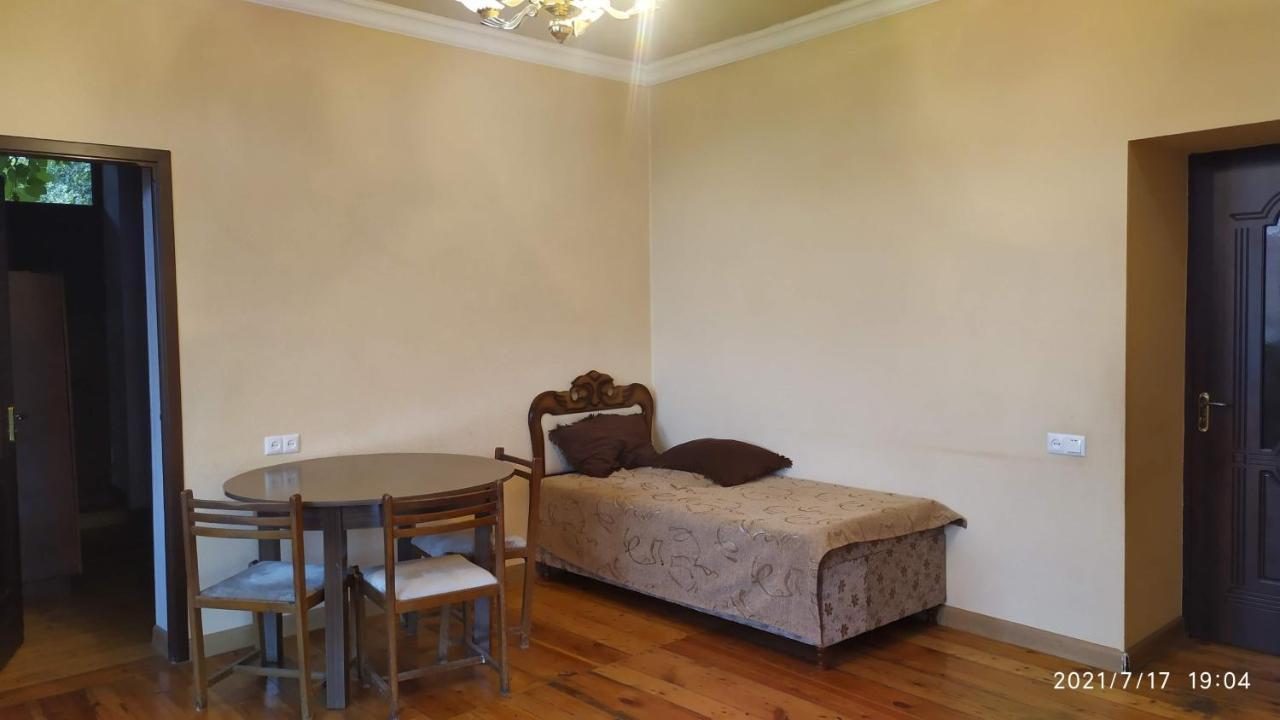 Verishen Guest House B&B Goris Exterior foto