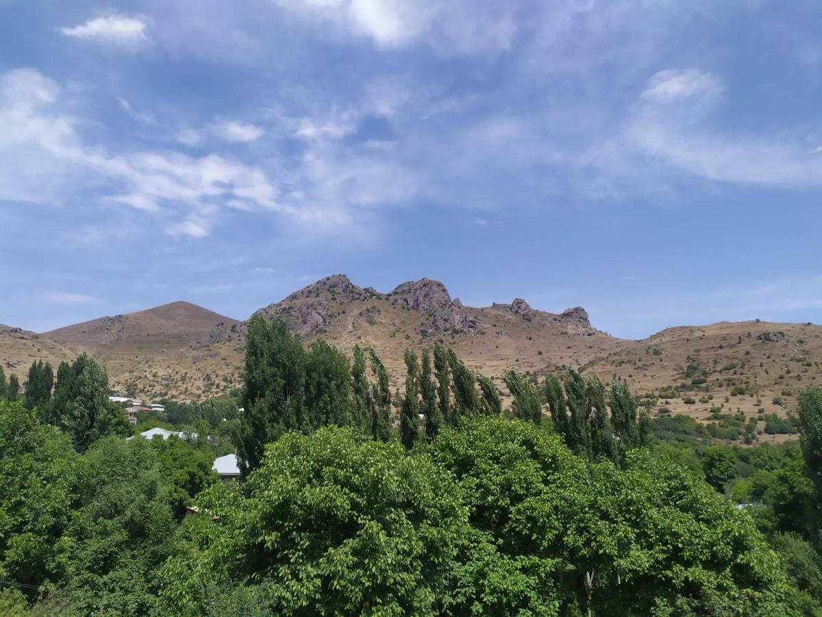 Verishen Guest House B&B Goris Exterior foto
