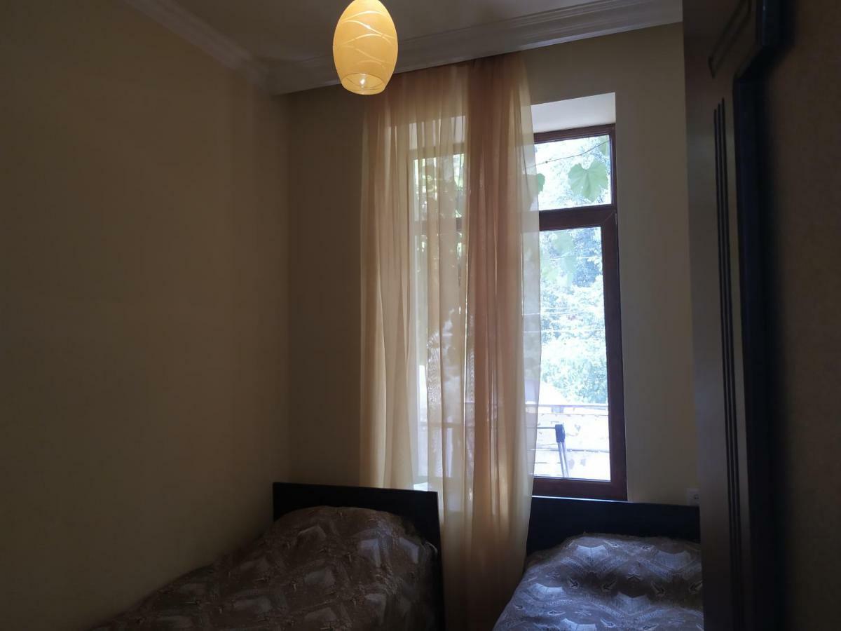 Verishen Guest House B&B Goris Exterior foto
